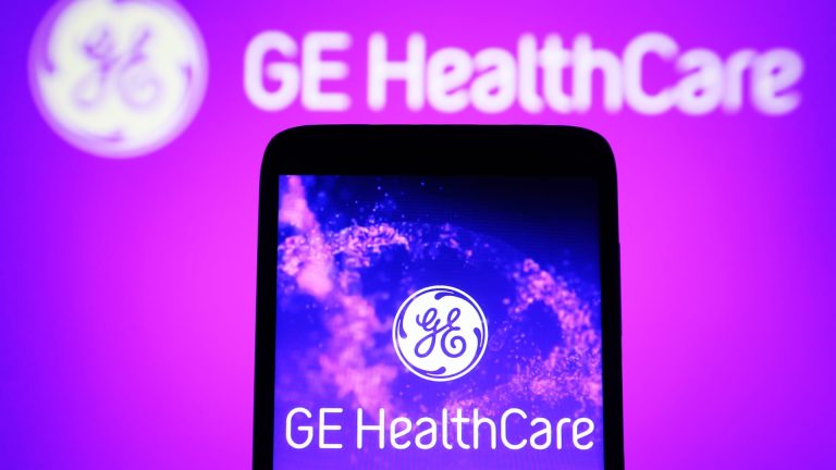 Jim Cramer talks about his ‘favorite stock,’ telling investors to buy some as we did last week