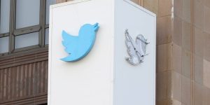 Elon Musk’s X reportedly throttles links to news sites and social-media rivals