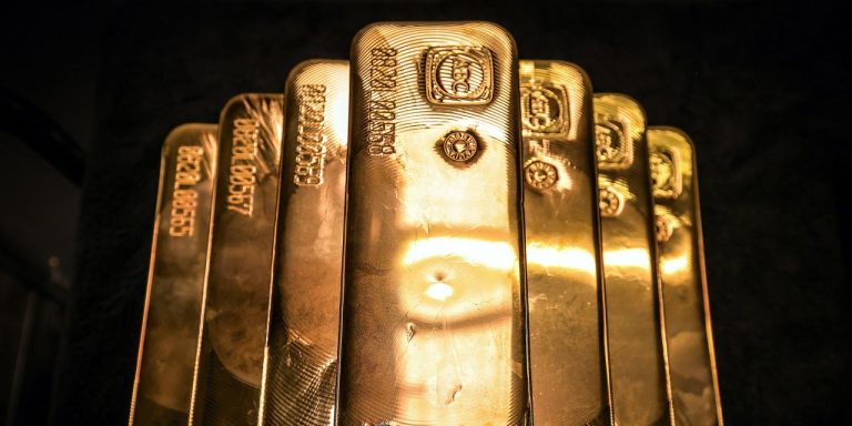 Gold ends off session high as investors take ‘wait and see’ approach despite a slowdown in U.S. job gains