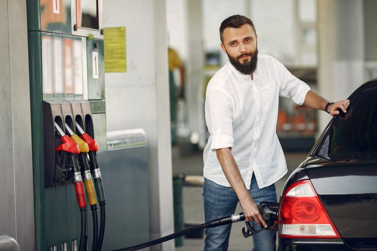 8 Smart Ways To Save Money at the Gas Pump