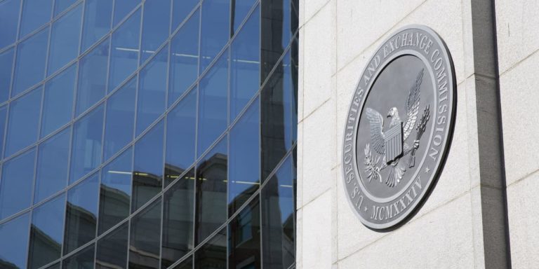 Hedge Funds, Private Equity, Challenge SEC’s New Rules