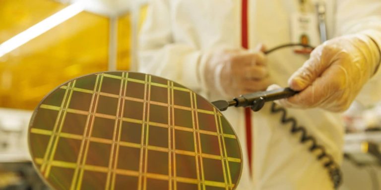 Nvidia, AMD, Other Chip Stocks Move Amid Arm IPO