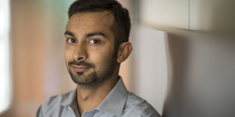 Instacart Founder Steps Back as Company Goes Public