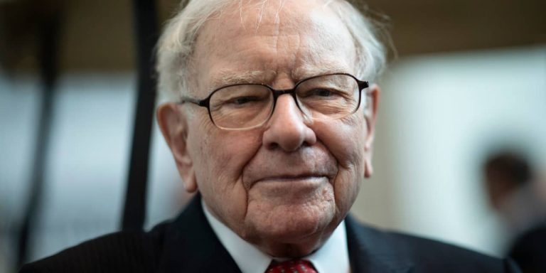 Berkshire Hathaway Sells More of Its HP Stock