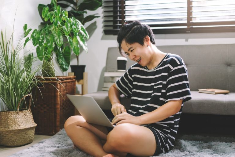 20 Top Weekend Jobs and 10 Companies Hiring Now