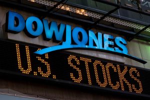 Dow Jones Underperformers: Cisco, Walmart, Chevron, Walgreens