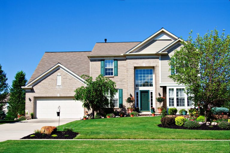 Cha-ching: Many Homebuyers Now Pay All Cash in These Markets