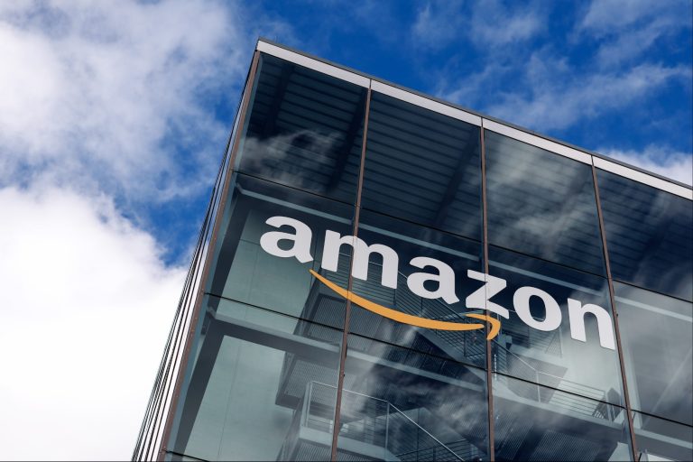 Amazon Switches to Zoom for Internal Meetings, Retires Chime