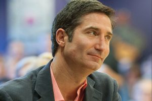 Starbucks Adding New Staff, Says Machines Alone Won’t Cut It