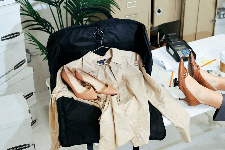 5 Tech Gadgets That Will Make Your Summer Fun and Stress-Free