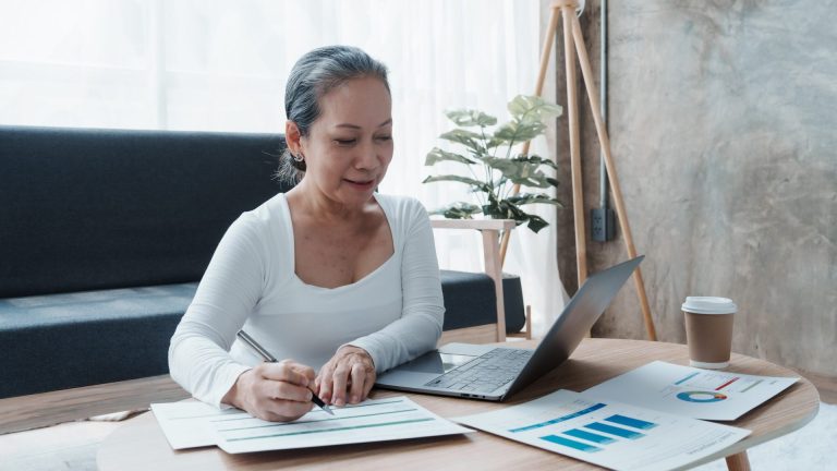 20 Great Part-Time Jobs for Retirees