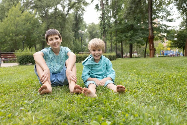 6 Lush, Hearty Grasses That Are Perfect for Bare Feet